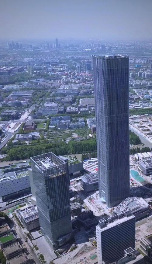 上海科技投资大厦竣工，推动张江商业集群一体化发展